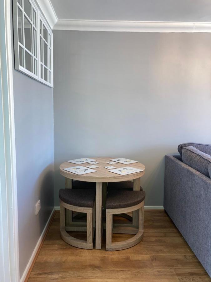 Chalet Cheerful 2 Bed With Gated Decking Hemsby